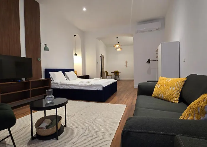 Alaine & Masa Apartments